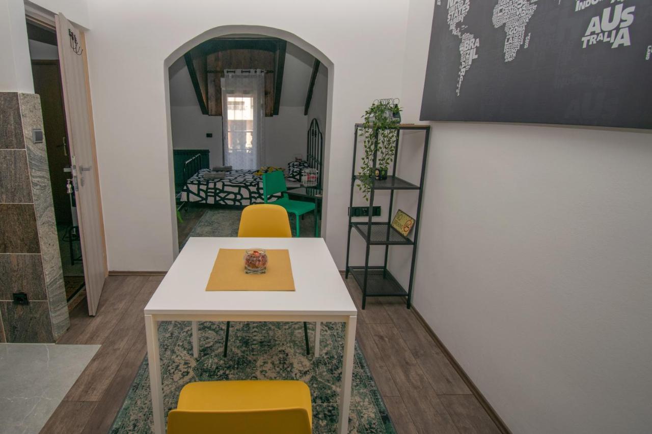 Ferienwohnung Studio Apartman Dalia Zagreb Exterior foto